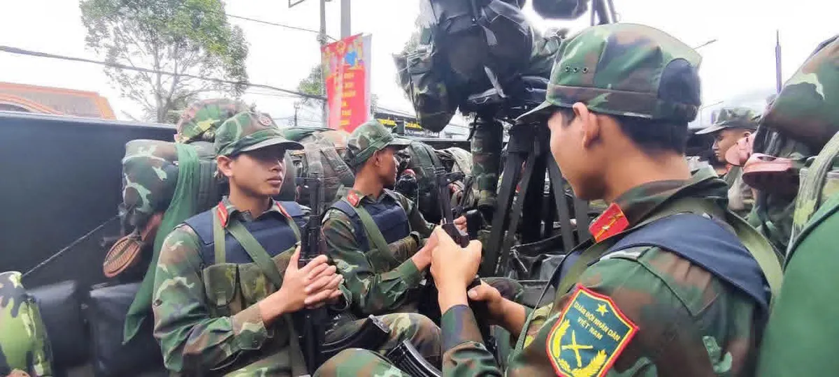 Gia Lai kiểm tra trực sẵn s&agrave;ng chiến đấu bảo vệ bầu cử tại c&aacute;c đơn vị ph&iacute;a T&acirc;y  - Ảnh 3.