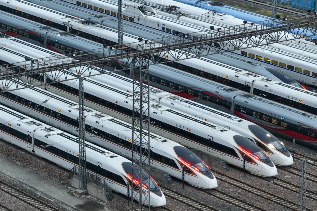 Phát triển hệ thống đường sắt đô thị tại Việt Nam dựa trên dữ liệu và AI - Ảnh 2.