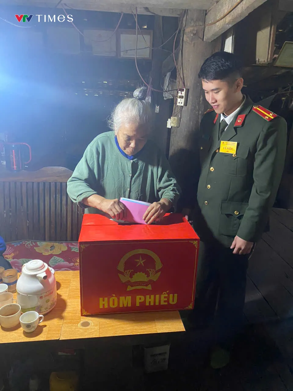 Thái Nguyên: Những lá phiếu đặc biệt của cử tri "thế kỷ" - Ảnh 4.