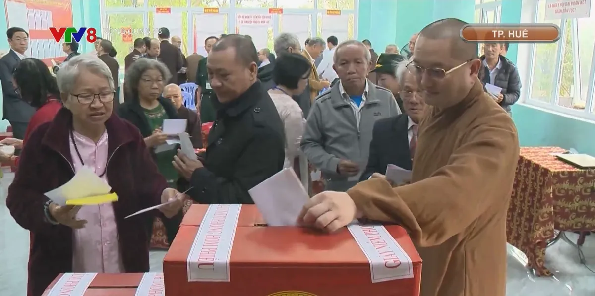 Đồng bào phật giáo trong ngày hội non sông- Ảnh 2. Đồng bào phật giáo trong ngày hội non sông- Ảnh 2.