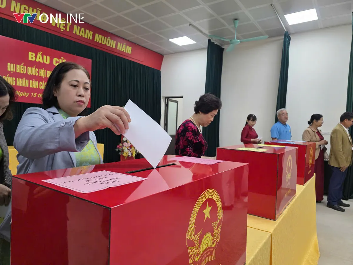 Gần 2,8 triệu cử tri Phú Thọ gửi gắm niềm tin qua từng lá phiếu - Ảnh 2.