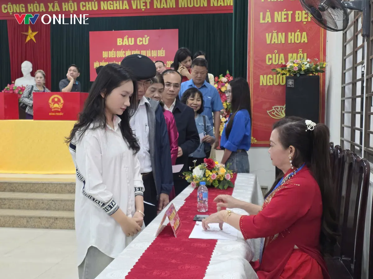 Gần 2,8 triệu cử tri Phú Thọ gửi gắm niềm tin qua từng lá phiếu - Ảnh 3.