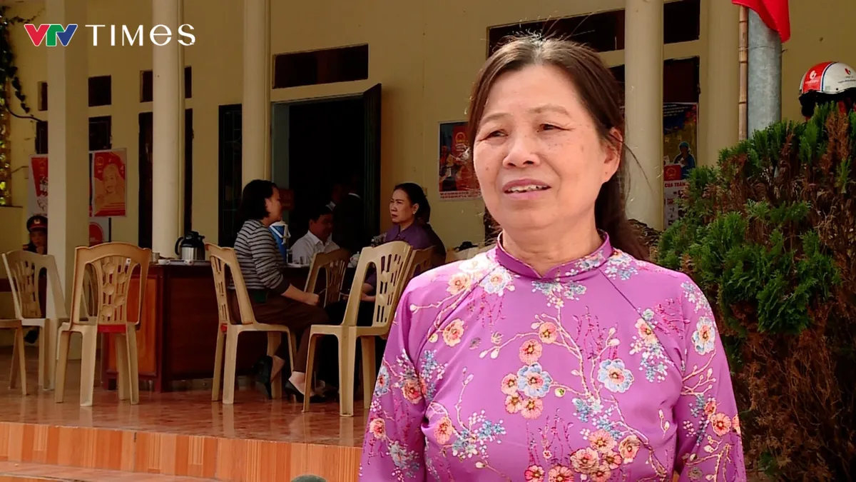 Thanh Hóa: Rộn ràng ngày bầu cử, mỗi lá phiếu gửi trọn niềm tin của cử tri - Ảnh 4.