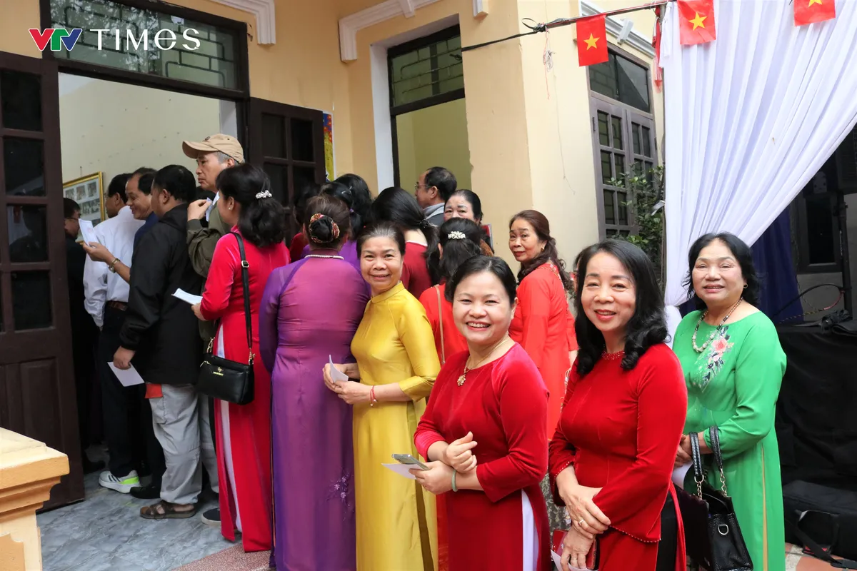 V&ugrave;ng đất Cố đ&ocirc; Ninh B&igrave;nh rộn r&agrave;ng "Ng&agrave;y hội non s&ocirc;ng"  - Ảnh 8.