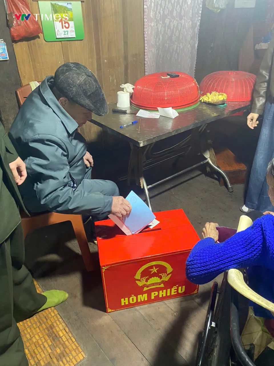 Thái Nguyên: Những lá phiếu đặc biệt của cử tri "thế kỷ" - Ảnh 3.