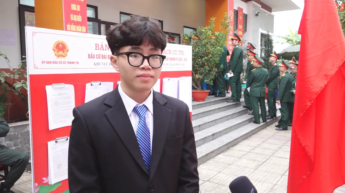 Cử tri xã Thanh Trì tích cực tham gia ngày hội toàn dân - Ảnh 12.