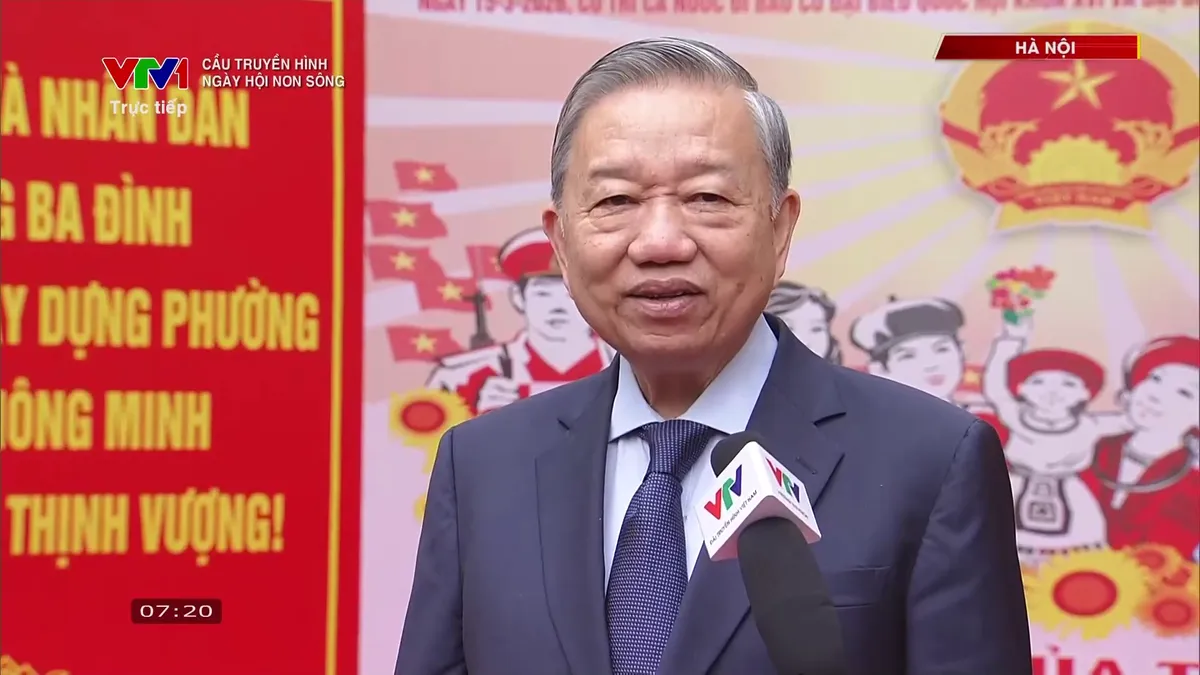 Tổng Bí thư Tô Lâm bỏ phiếu bầu cử đại biểu Quốc hội và HĐND các cấp tại phường Ba Đình (Hà Nội) - Ảnh 3.