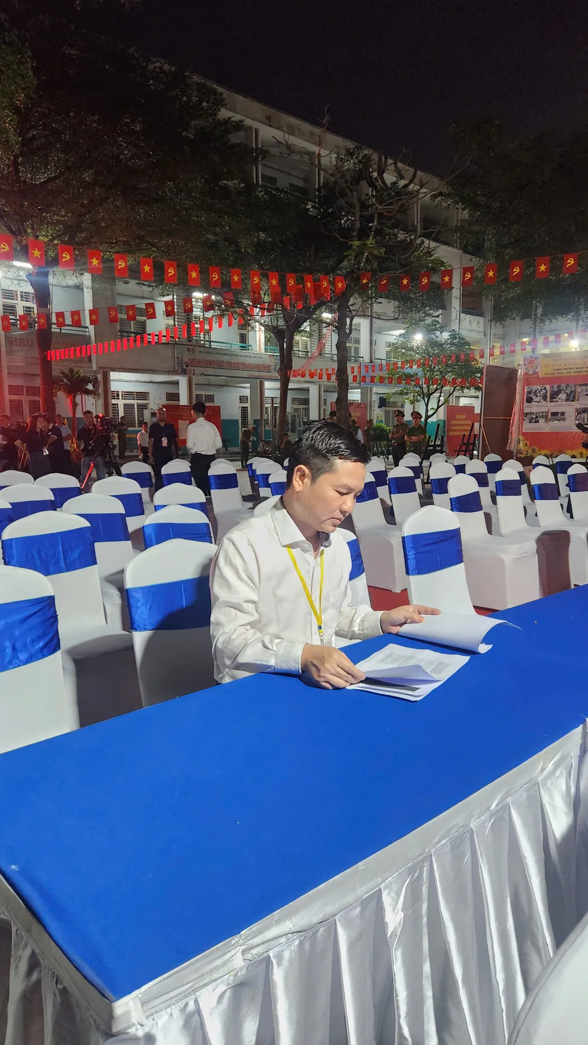 C&acirc;u chuyện t&aacute;c nghiệp ng&agrave;y bầu cử ở Trường Sa - Ảnh 17.