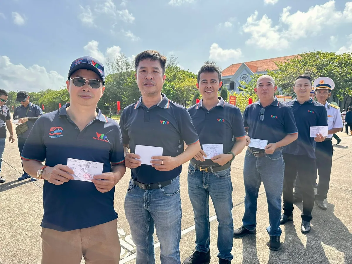 C&acirc;u chuyện t&aacute;c nghiệp ng&agrave;y bầu cử ở Trường Sa - Ảnh 7.