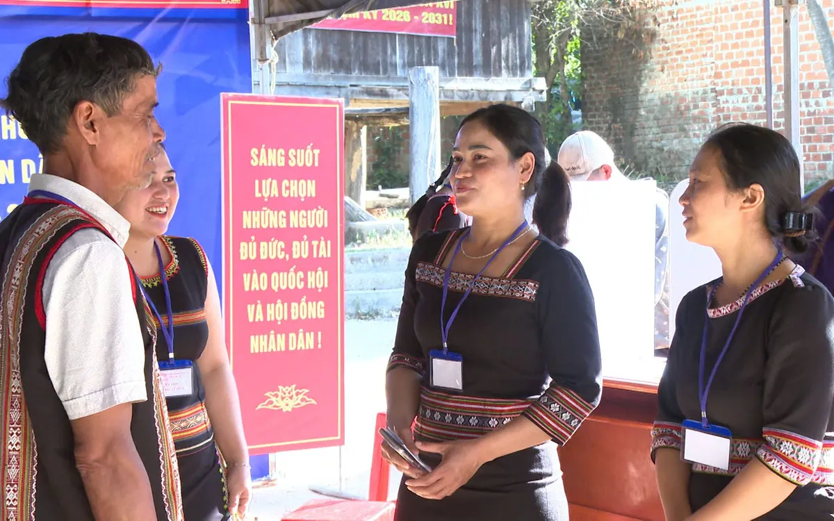 Hơn 1,4 triệu cử tri thuộc 43 dân tộc ở Quảng Ngãi nô nức đến các điểm bỏ phiếu, tham gia bầu cử Quốc hội và HĐND.