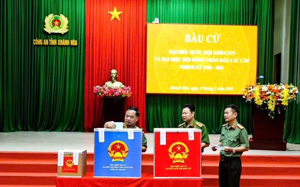 Công an tỉnh Khánh Hòa hoàn thành bầu cử sớm.