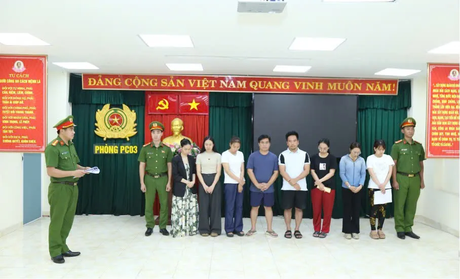 Triệt phá đường dây mua bán trái phép hóa đơn hơn 6.000 tỷ đồng- Ảnh 1. Triệt phá đường dây mua bán trái phép hóa đơn hơn 6.000 tỷ đồng- Ảnh 1.