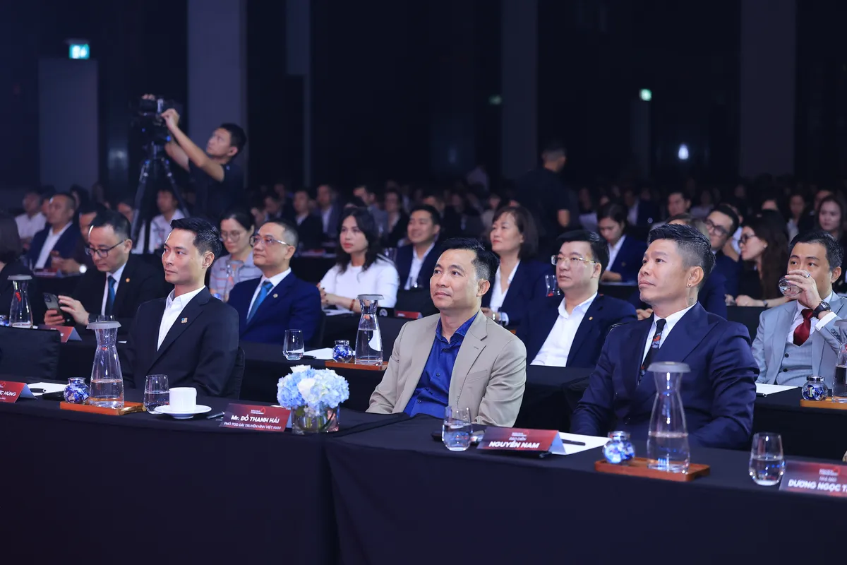 Ra mắt chương tr&igrave;nh truyền h&igrave;nh thực tế "Săn nh&agrave; th&ocirc;ng minh" - Ảnh 2.