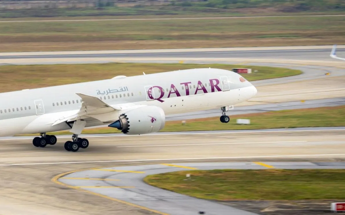 Hãng hàng không Qatar Airways (QR) thông báo hủy 6 chuyến bay chở khách trên đường bay TP Hồ Chí Minh - Doha và Hà Nội - Doha ngày 17/3 với gần 1.400 hành khách chịu ảnh hưởng