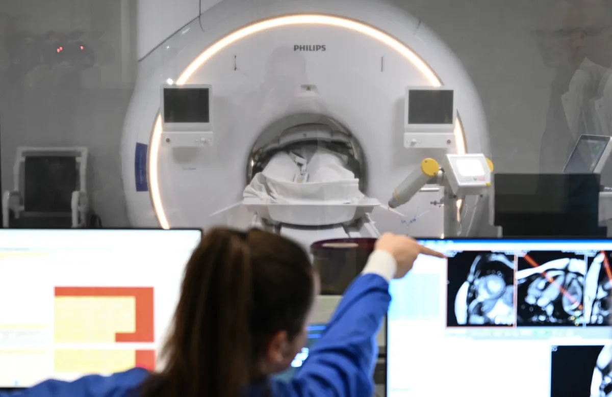 Đột ph&aacute; c&ocirc;ng nghệ y học mở lối cho tương lai y tế to&agrave;n cầu - Ảnh 1.