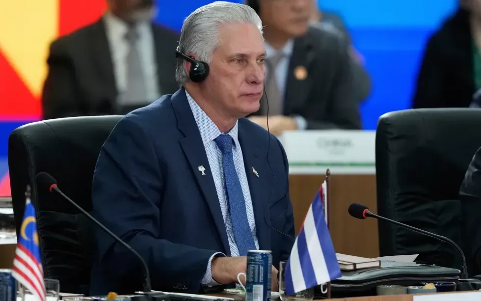 Tổng thống Cuba Miguel Diaz-Canel tham dự Hội nghị thượng đỉnh BRICS thường niên lần thứ 17 tại Rio de Janeiro, ngày 6/7/2025 (Ảnh: AP)