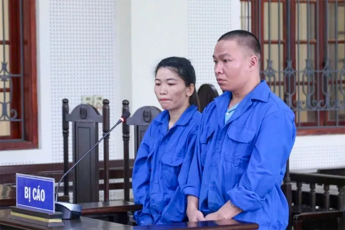 Bỏ lại vợ c&ugrave;ng ma t&uacute;y để trốn chạy khi bị kiểm tra, người đ&agrave;n &ocirc;ng lĩnh 20 năm t&ugrave;- Ảnh 1.