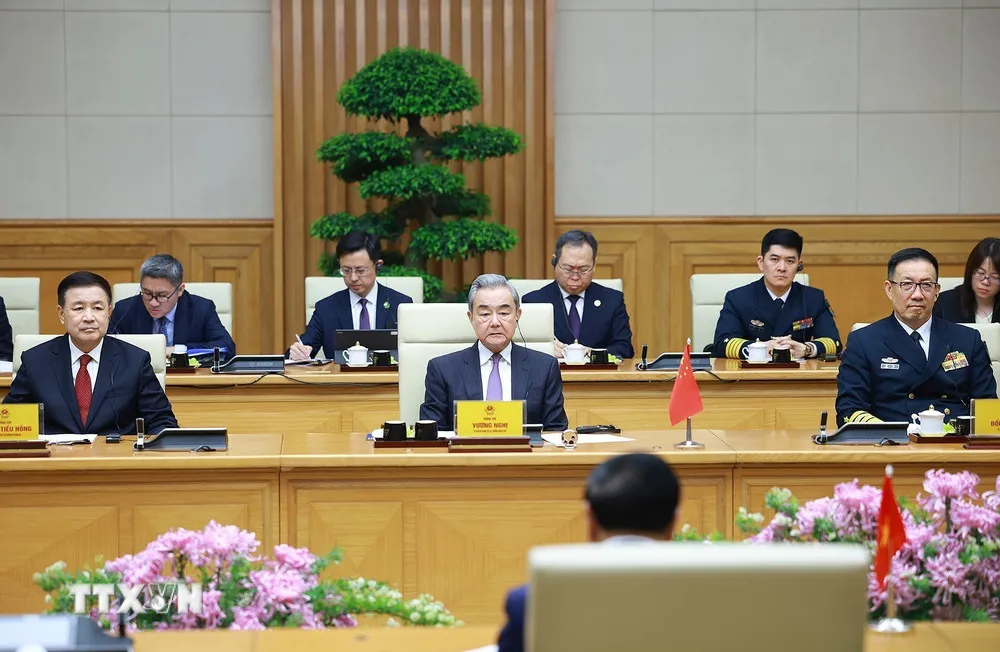 Thủ tướng tiếp Bộ trưởng Ngoại giao, Quốc ph&ograve;ng, C&ocirc;ng an Trung Quốc - Ảnh 4.