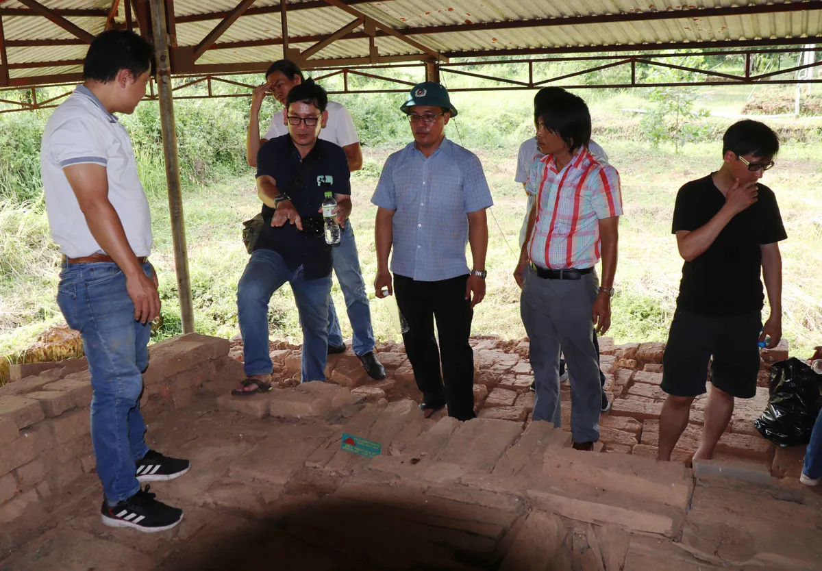 Di t&iacute;ch khảo cổ C&aacute;t Ti&ecirc;n &ldquo;bảo t&agrave;ng ngo&agrave;i trời&rdquo; v&ocirc; c&ugrave;ng b&iacute; ẩn độc đ&aacute;o- Ảnh 2.