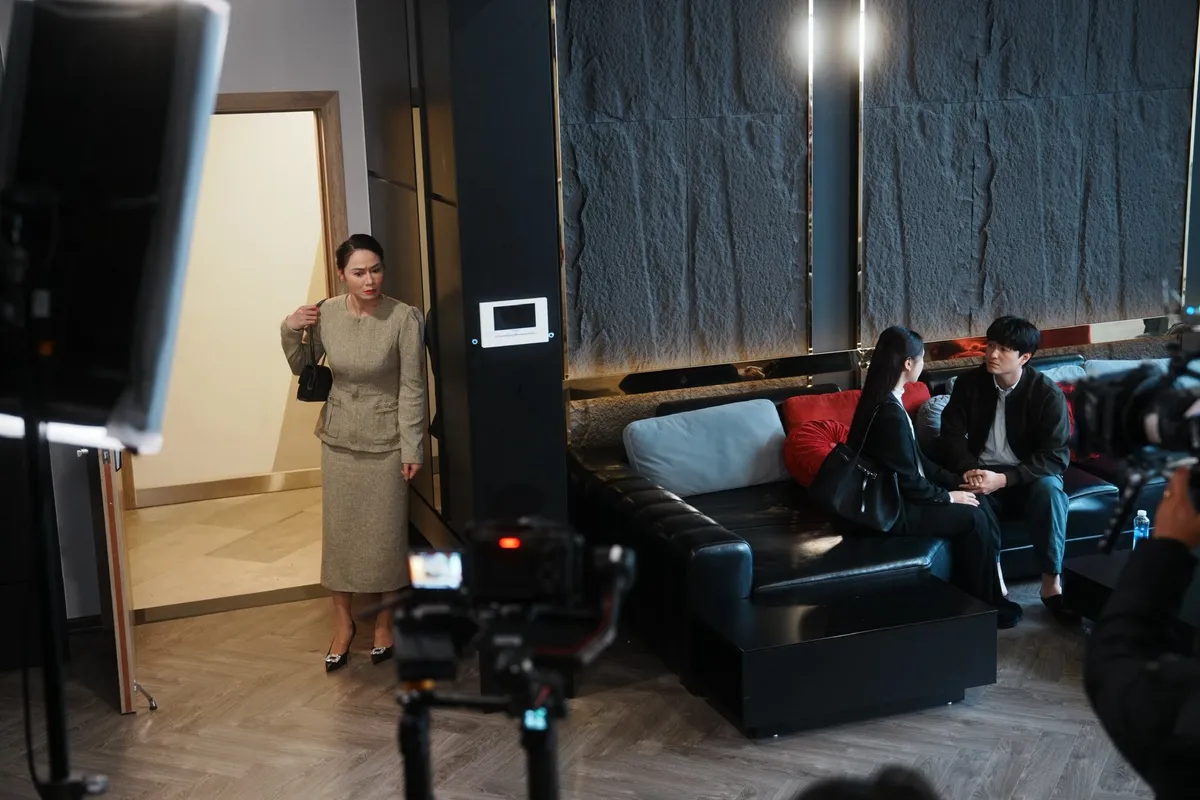 Bước ch&acirc;n v&agrave;o đời - Tập 11: Thương bị mẹ người y&ecirc;u nhục mạ 'đau hơn dao cứa' - Ảnh 3.