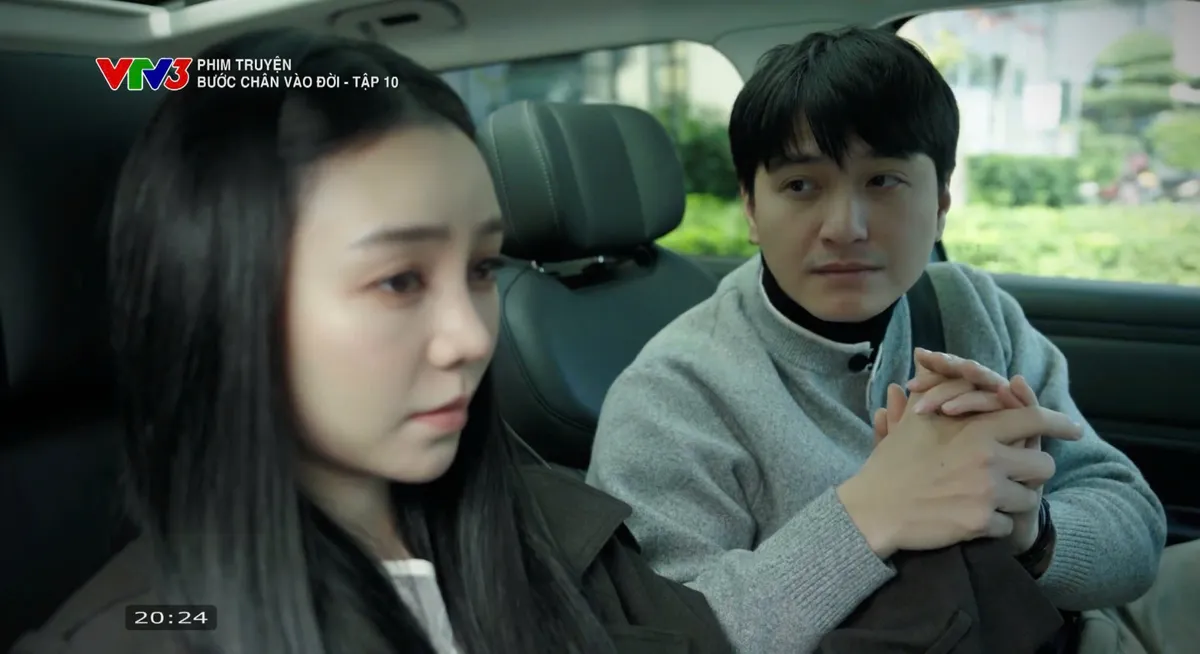 Bước ch&acirc;n v&agrave;o đời - Tập 10: B&agrave; Dung li&ecirc;n tục đẩy Qu&acirc;n v&agrave; Thương v&agrave;o t&igrave;nh huống kh&oacute; xử - Ảnh 11.