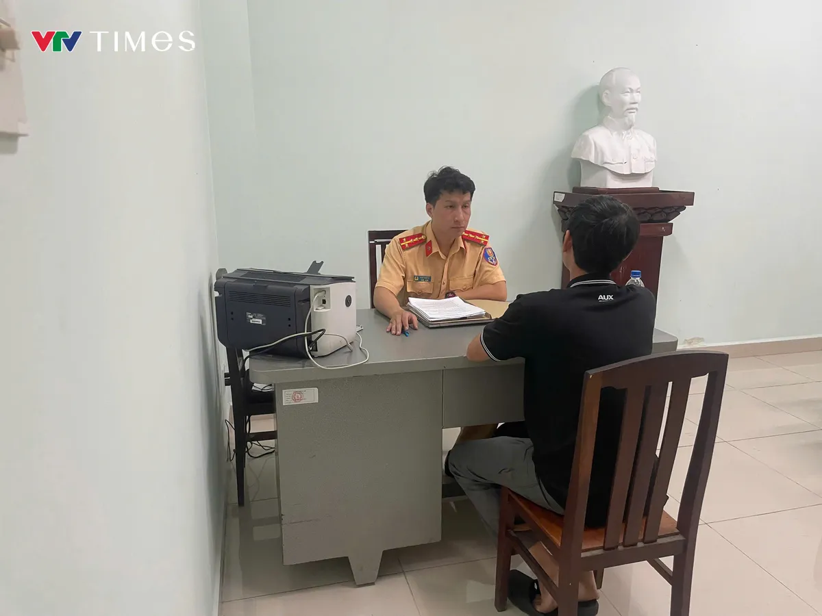 TP Hồ Ch&iacute; Minh: Xử phạt nhiều trường hợp đăng tin sai sự thật về CSGT tr&ecirc;n mạng x&atilde; hội- Ảnh 1.