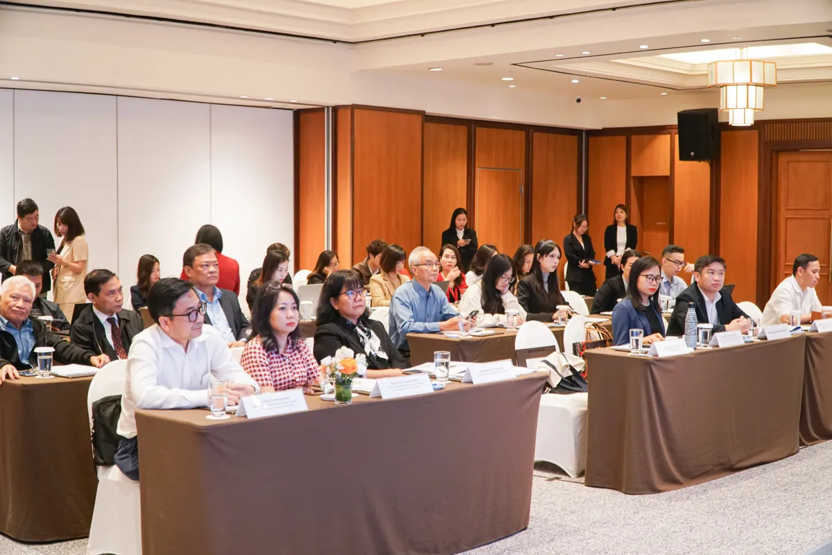 Gợi mở ch&iacute;nh s&aacute;ch th&uacute;c đẩy chuyển đổi giao th&ocirc;ng xanh v&agrave; bền vững - Ảnh 3.