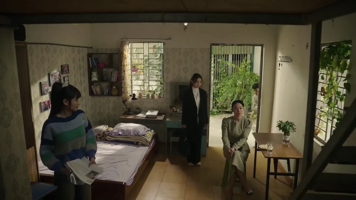 Bước ch&acirc;n v&agrave;o đời - Tập 11: Mẹ Qu&acirc;n đổ vấy cho em Thương trộm tiền?- Ảnh 1.