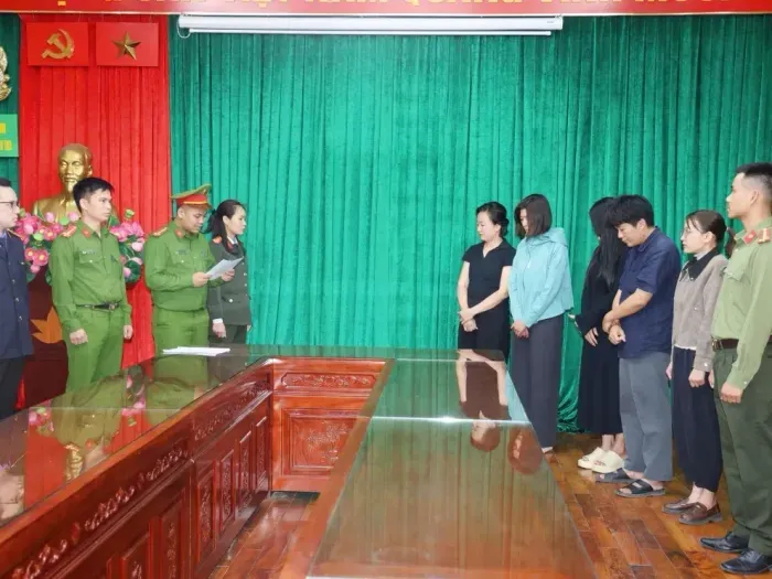 Khởi tố 5 đối tượng làm giả hồ sơ mua nhà ở xã hội tại dự án Thống Nhất Smart City- Ảnh 1. Khởi tố 5 đối tượng làm giả hồ sơ mua nhà ở xã hội tại dự án Thống Nhất Smart City- Ảnh 1.