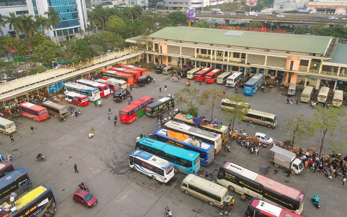 Gi&aacute; cước vận tải tăng mạnh do nhi&ecirc;n liệu leo thang, nhiều tuyến miền n&uacute;i tăng tới 50%- Ảnh 1.