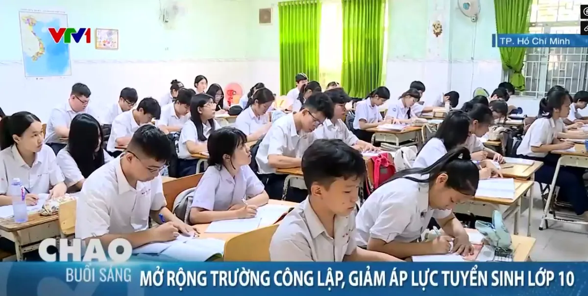 Mở rộng trường c&ocirc;ng lập, giảm &aacute;p lực tuyển sinh 10 - Ảnh 1.