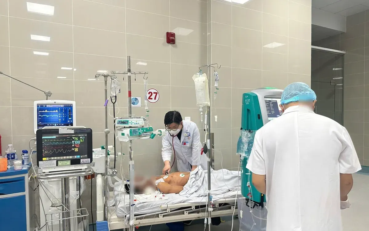 Cảnh b&aacute;o nguy cơ ngộ độc từ rượu ng&acirc;m, rượu tự pha sau vụ 3 người tử vong- Ảnh 1.