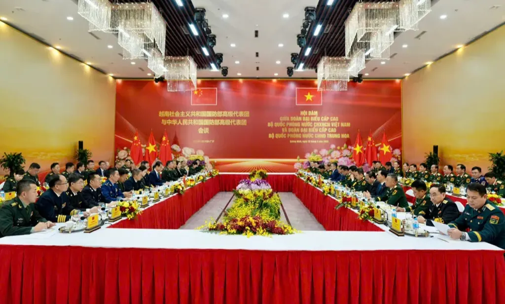 Giao lưu quốc ph&ograve;ng bi&ecirc;n giới Việt Nam &ndash; Trung Quốc lần thứ 10 củng cố tin cậy, giữ vững h&ograve;a b&igrave;nh- Ảnh 1.