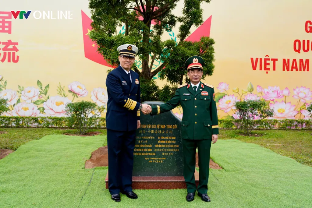 Giao lưu hữu nghị quốc ph&ograve;ng bi&ecirc;n giới Việt Nam - Trung Quốc lần thứ 10 - Ảnh 5.