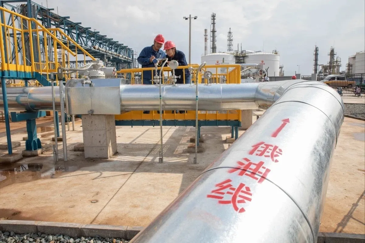 Startup Trung Quốc tuy&ecirc;n bố sản xuất nhi&ecirc;n liệu từ kh&ocirc;ng kh&iacute; v&agrave; nước- Ảnh 1.