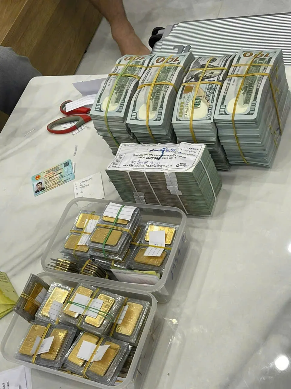 Đề nghị truy tố "Mr Pips" Ph&oacute; Đức Nam v&agrave; 74 bị can trong đường d&acirc;y lừa đảo, rửa tiền- Ảnh 1.