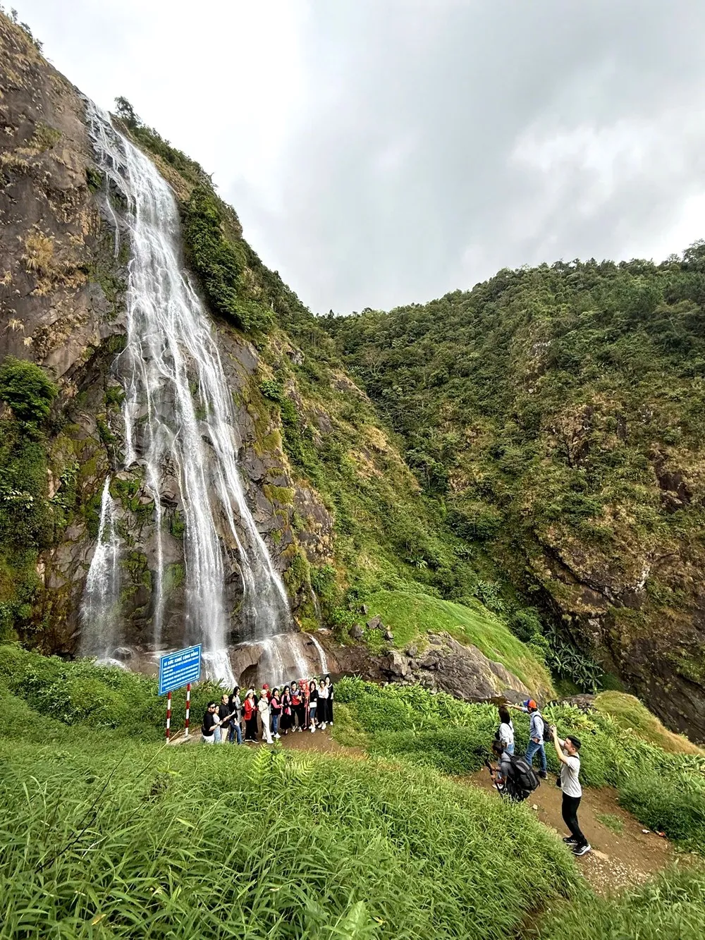 Ban h&agrave;nh Ti&ecirc;u chuẩn quốc gia về du lịch mạo hiểm trong hoạt động đi bộ đường d&agrave;i- Ảnh 1.