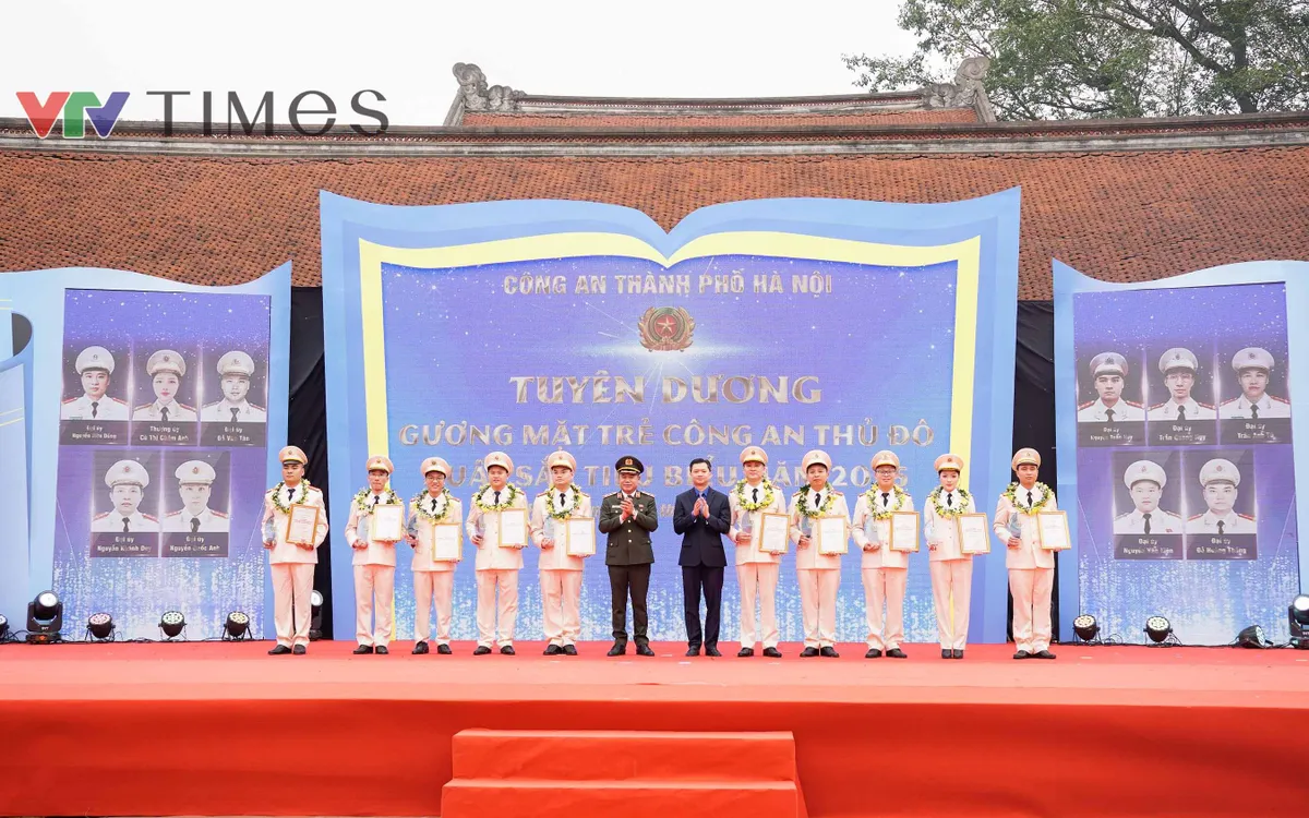 “Gương mặt trẻ Công an Thủ đô xuất sắc tiêu biểu năm 2025”. (Ảnh: Phùng Anh)