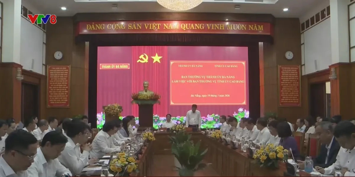 BAN THƯỜNG VỤ TH&Agrave;NH ỦY Đ&Agrave; NẴNG L&Agrave;M VIỆC VỚI BAN THƯỜNG VỤ TỈNH ỦY CAO BẰNG- Ảnh 1.