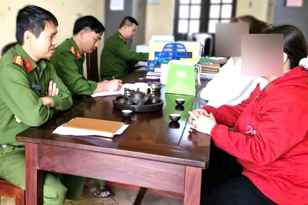 Công an Ninh Bình ngăn chặn kịp thời vụ lừa đảo giả bắt cóc trẻ em- Ảnh 1. Công an Ninh Bình ngăn chặn kịp thời vụ lừa đảo giả bắt cóc trẻ em- Ảnh 1.