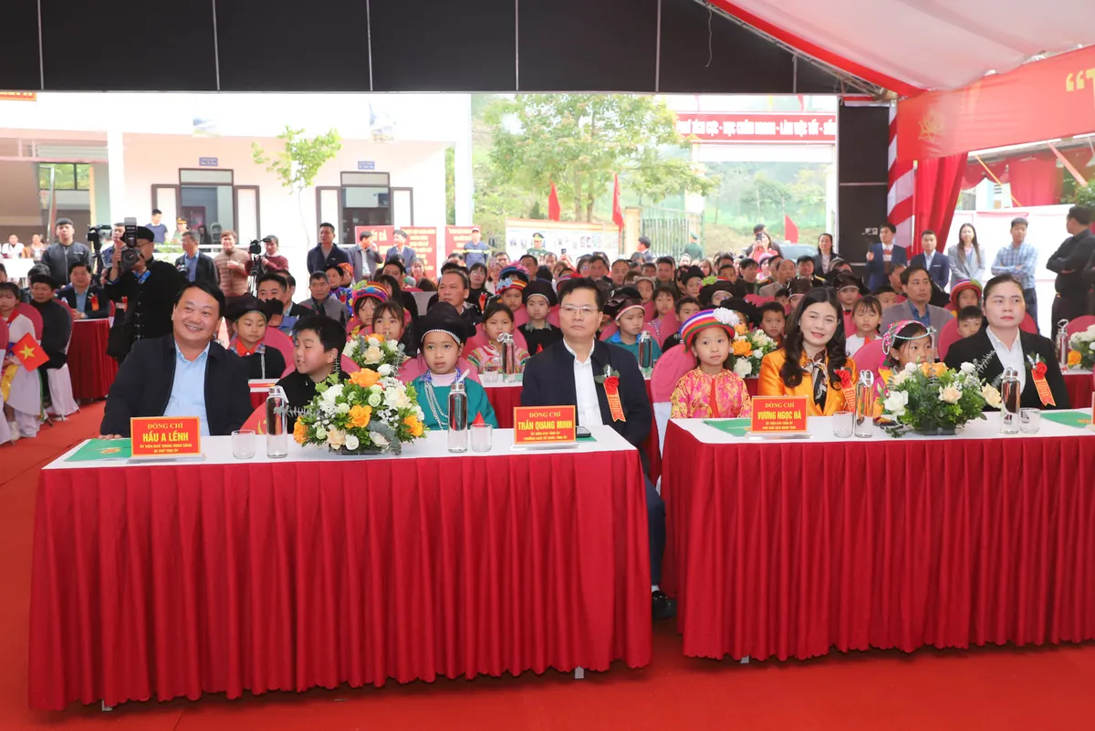 Tuy&ecirc;n Quang khởi c&ocirc;ng đồng loạt 11 trường phổ th&ocirc;ng nội tr&uacute; tại c&aacute;c x&atilde; bi&ecirc;n giới - Ảnh 1.