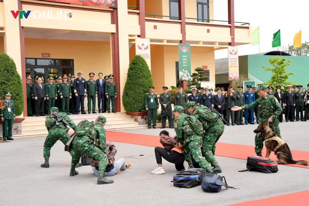 H&igrave;nh ảnh ấn tượng Giao lưu quốc ph&ograve;ng bi&ecirc;n giới Việt - Trung tại Quảng Ninh - Ảnh 14.
