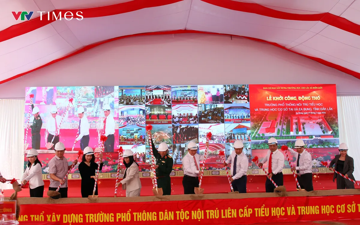 Ph&oacute; Thủ tướng Hồ Quốc Dũng dự Lễ động thổ x&acirc;y dựng Trường nội tr&uacute; tại x&atilde; bi&ecirc;n giới Đắk Lắk.- Ảnh 1.