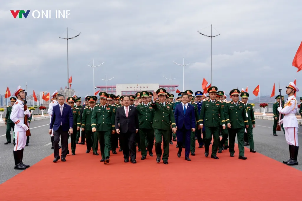 Kết th&uacute;c tốt đẹp Giao lưu hữu nghị quốc ph&ograve;ng bi&ecirc;n giới Việt Nam - Trung Quốc lần thứ 10 - Ảnh 1.