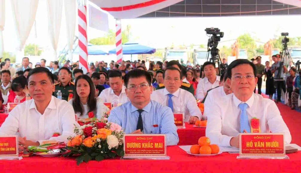 Khởi c&ocirc;ng 3 trường nội tr&uacute; tại v&ugrave;ng bi&ecirc;n L&acirc;m Đồng - Ảnh 2.