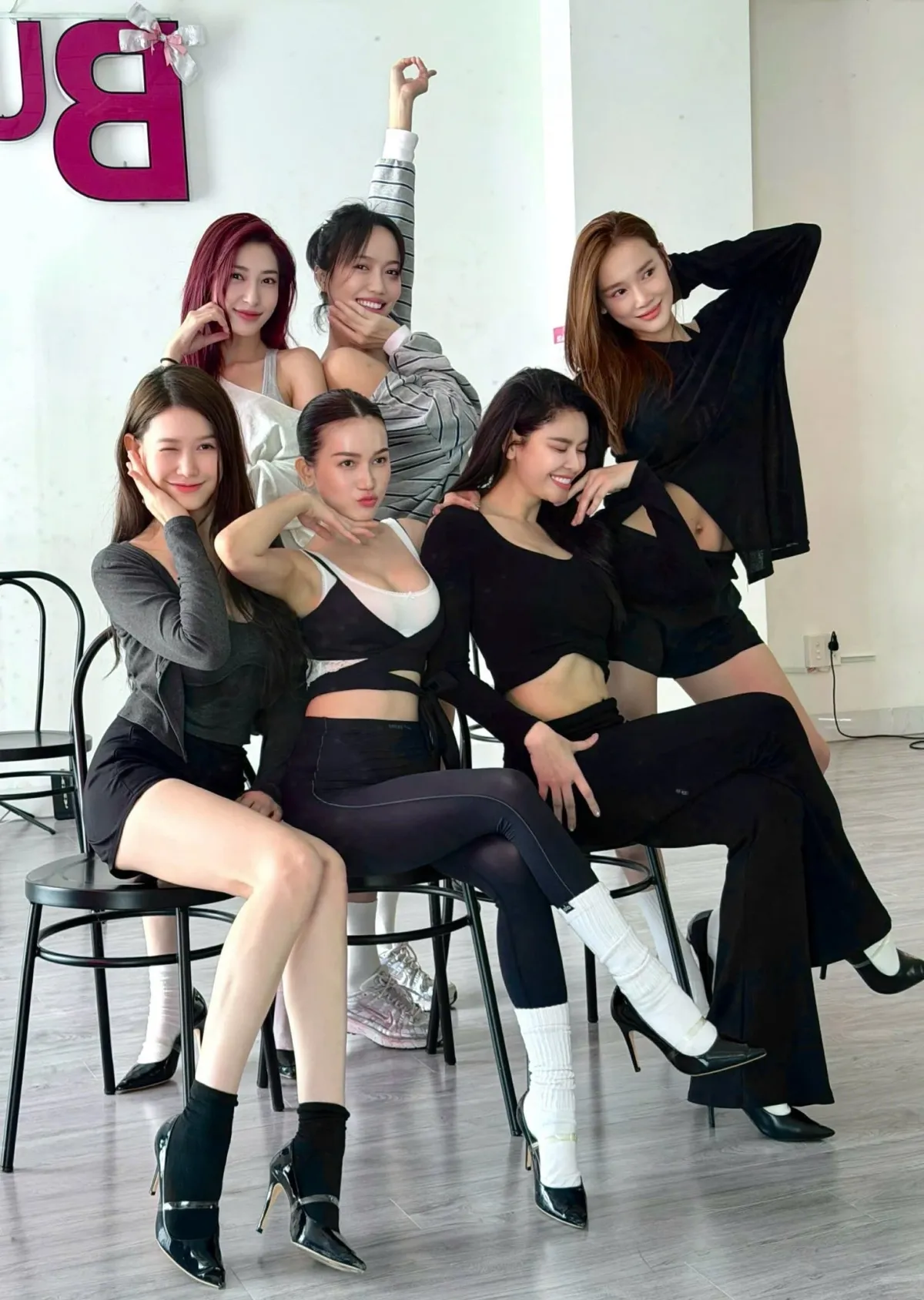 Điểm tin sao Việt: Puka, Gin Tuấn Kiệt mừng th&ocirc;i n&ocirc;i con g&aacute;i - Ảnh 5.