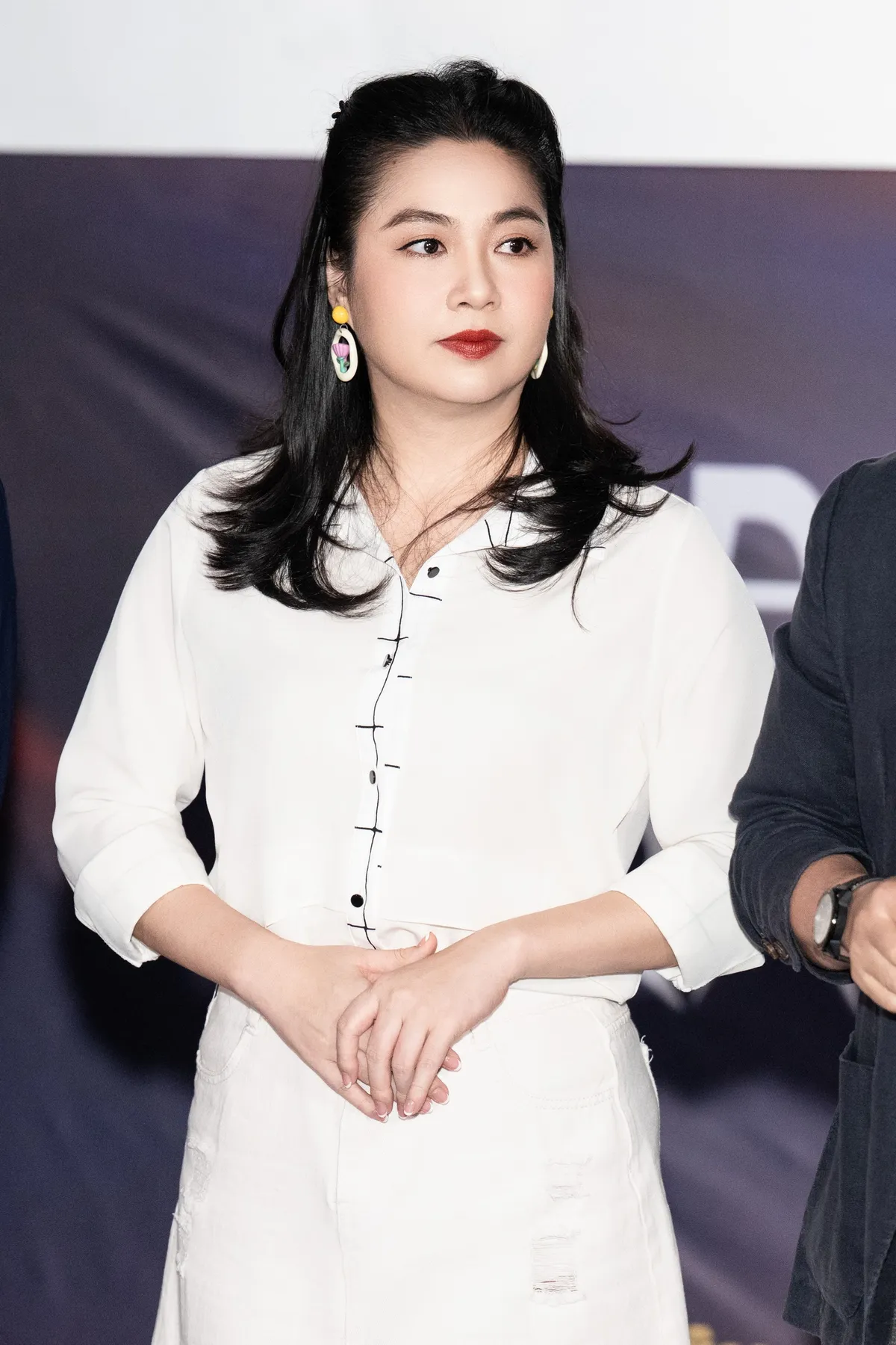 Giải m&atilde; bộ phim kỷ lục của điện ảnh Việt dịp lễ 30/4 - Ảnh 3.