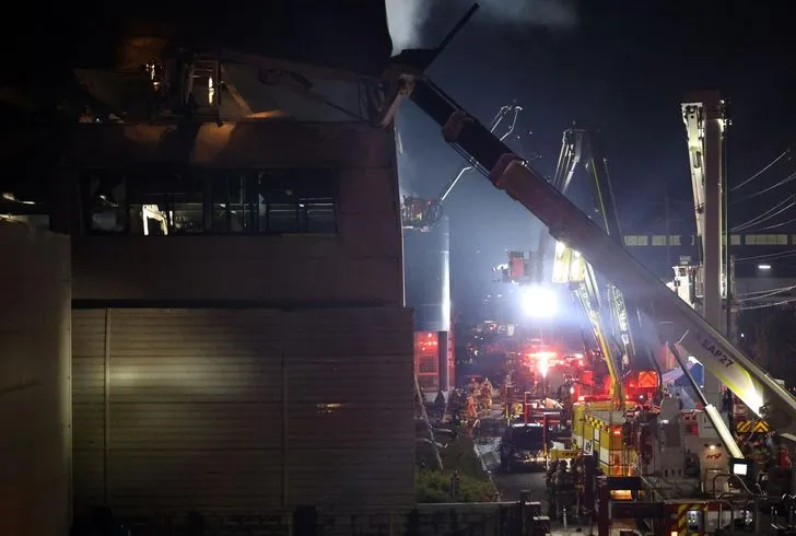 H&agrave;n Quốc th&ocirc;ng b&aacute;o số người thiệt mạng trong vụ ch&aacute;y nh&agrave; m&aacute;y phụ t&ugrave;ng &ocirc; t&ocirc;- Ảnh 1.