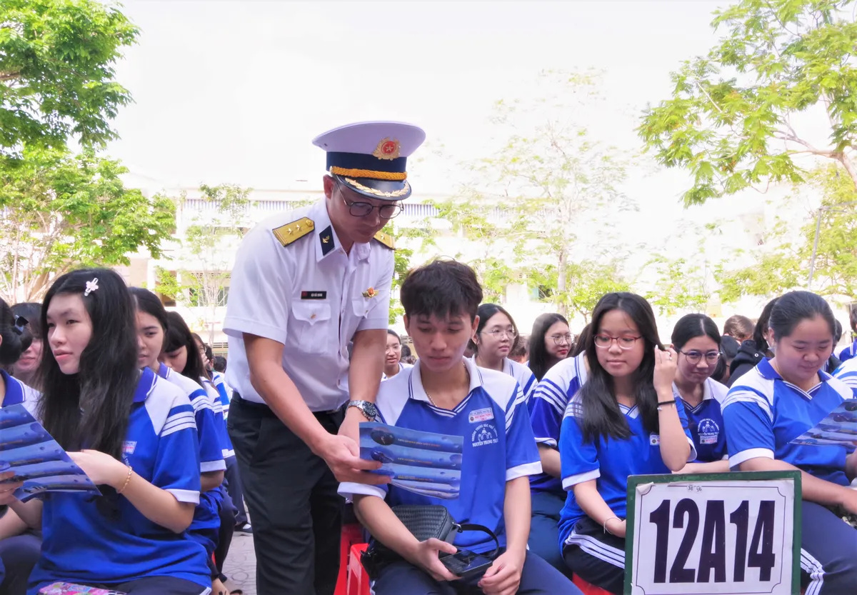 Học viện Hải qu&acirc;n đẩy mạnh ứng dụng chuyển đổi số trong tư vấn tuyển sinh - Ảnh 3.