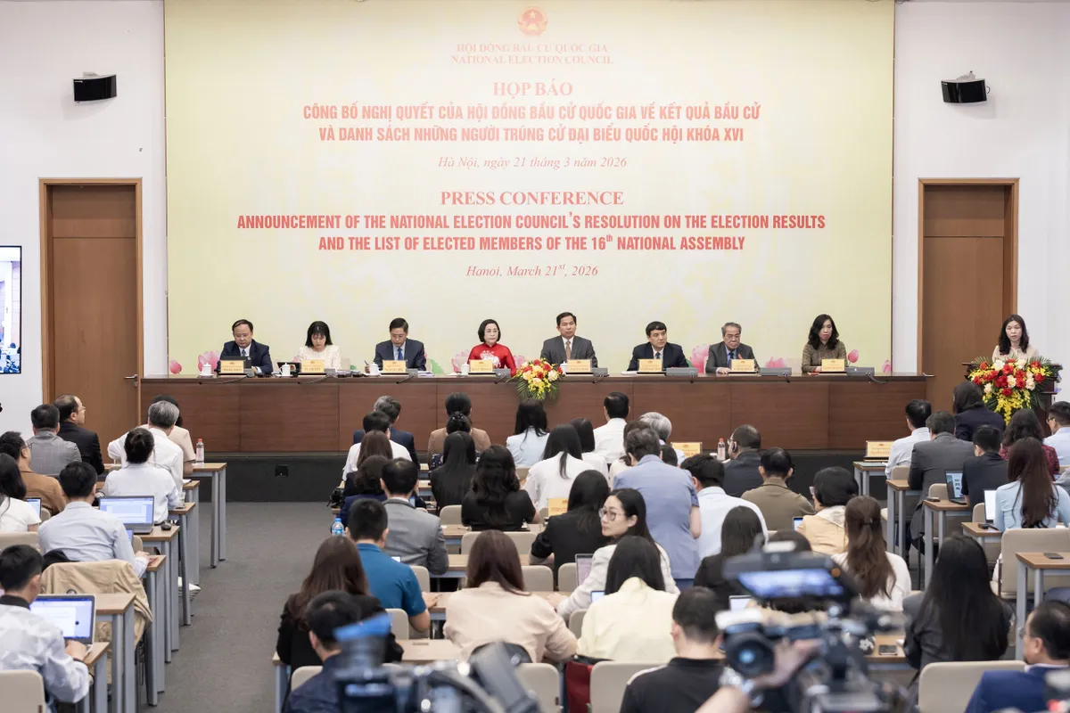 ĐBQH kh&oacute;a XVI: Tăng tỷ lệ đại biểu chuy&ecirc;n tr&aacute;ch, n&acirc;ng chất lượng người đại diện- Ảnh 2.